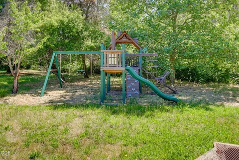 4244 Griffin Creek Road Medford OR 97501