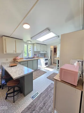 346 SW Dover Lane Metolius OR 97741