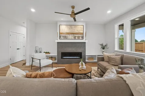 61162 SE Berkshire Way Bend OR 97702