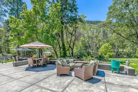 13587 Or-238 Jacksonville OR 97530