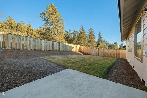 1161 W Ridge Drive Klamath Falls OR 97601