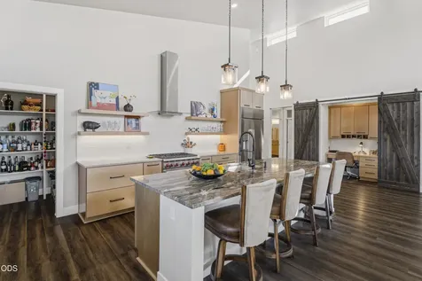 471 E Diamond Peak Avenue Sisters OR 97759