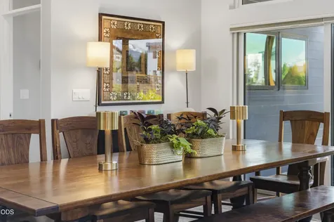 471 E Diamond Peak Avenue Sisters OR 97759