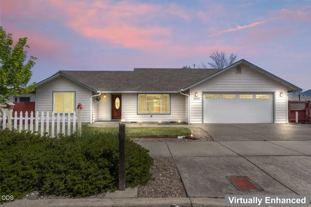 2550 SW Elmer Nelson Lane Grants Pass OR 97527