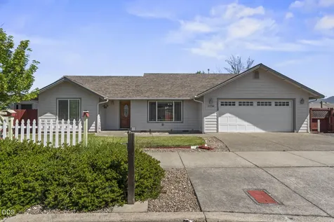 2550 SW Elmer Nelson Lane Grants Pass OR 97527