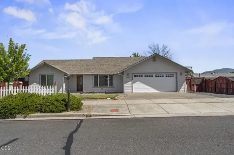 2550 SW Elmer Nelson Lane Grants Pass OR 97527