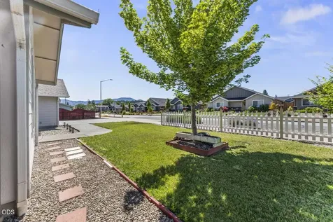 2550 SW Elmer Nelson Lane Grants Pass OR 97527