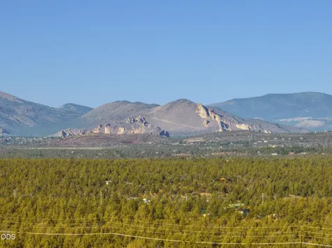 257 Highland Meadow Loop Redmond OR 97756