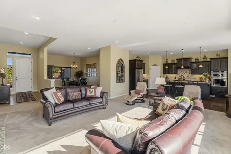 257 Highland Meadow Loop Redmond OR 97756