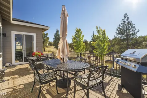 257 Highland Meadow Loop Redmond OR 97756