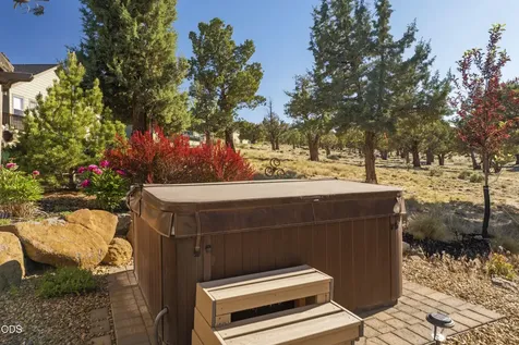 257 Highland Meadow Loop Redmond OR 97756