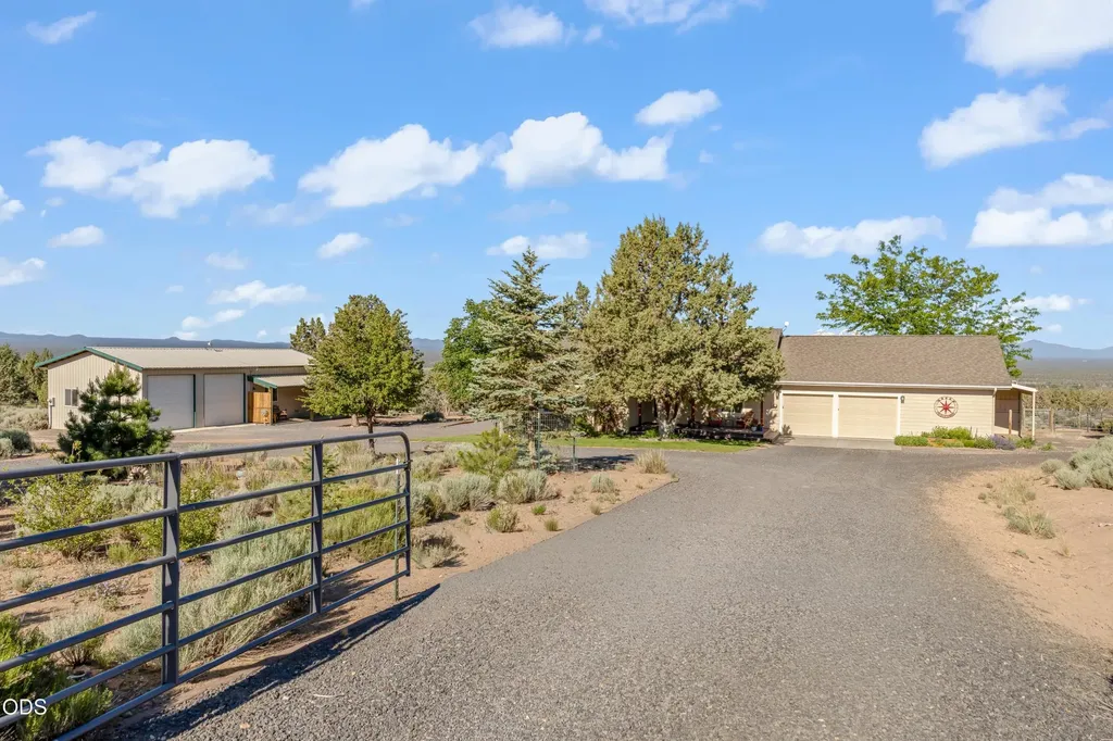 13753 SW Sego Lily Road Powell Butte OR 97753