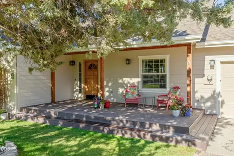 13753 SW Sego Lily Road Powell Butte OR 97753