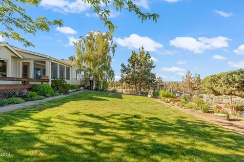 13753 SW Sego Lily Road Powell Butte OR 97753