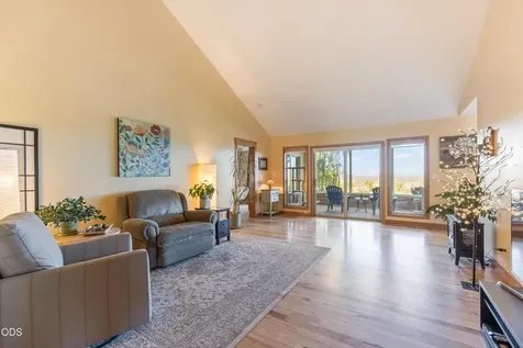 13753 SW Sego Lily Road Powell Butte OR 97753