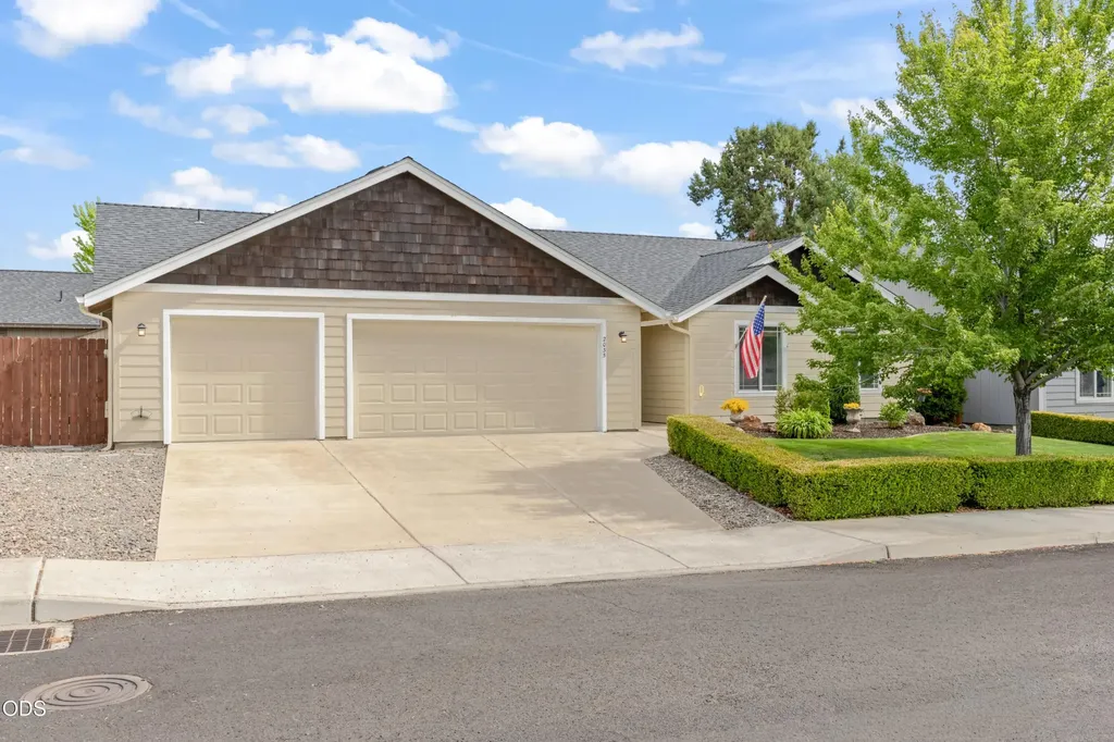 2035 NW Kilnwood Lane Redmond OR 97756