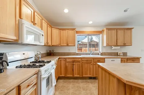 2035 NW Kilnwood Lane Redmond OR 97756