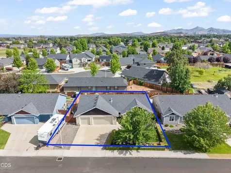 2035 NW Kilnwood Lane Redmond OR 97756