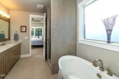 3087 NW Hidden Ridge Drive Bend OR 97703