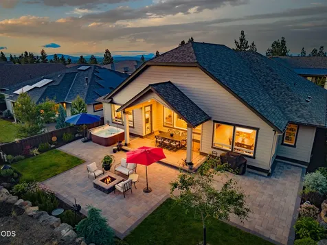 3087 NW Hidden Ridge Drive Bend OR 97703