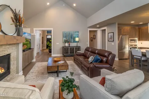 3087 NW Hidden Ridge Drive Bend OR 97703