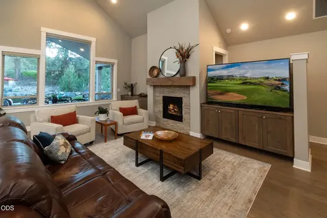 3087 NW Hidden Ridge Drive Bend OR 97703