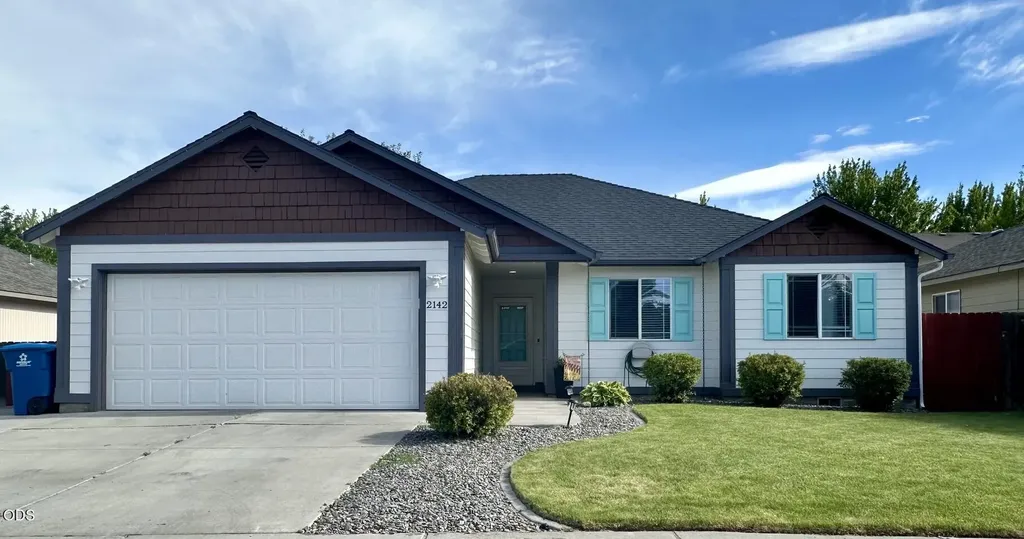 2142 NW Elm Avenue Redmond OR 97756