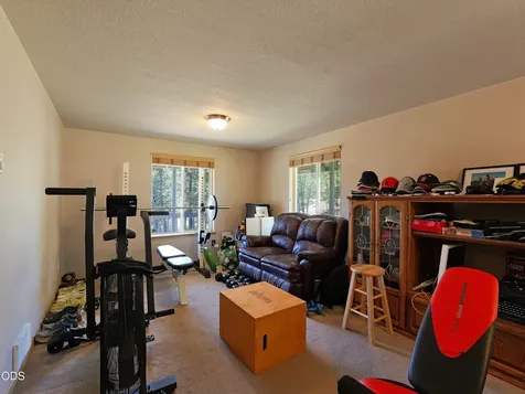 10 Quail Run Drive Shady Cove OR 97539
