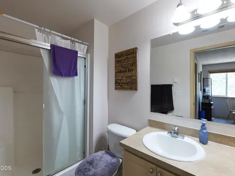 10 Quail Run Drive Shady Cove OR 97539