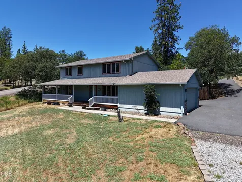 10 Quail Run Drive Shady Cove OR 97539