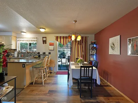 10 Quail Run Drive Shady Cove OR 97539