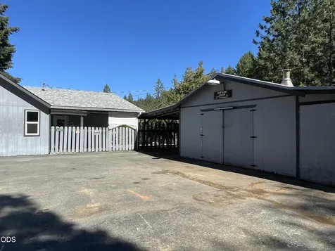 2640 Birdseye Creek Road Gold Hill OR 97525