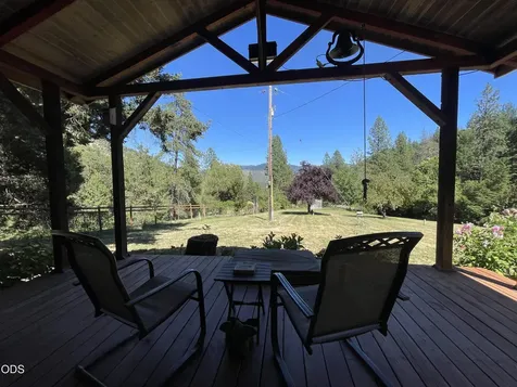 2640 Birdseye Creek Road Gold Hill OR 97525