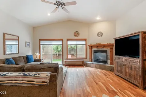 2354 NW Summerhill Drive Bend OR 97703