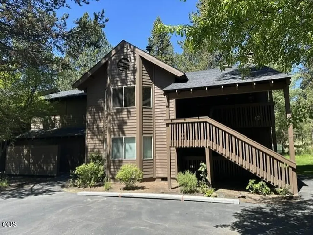 57377 Beaver Ridge Loop Sunriver OR 97707