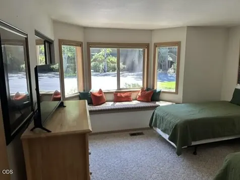 57377 Beaver Ridge Loop Sunriver OR 97707