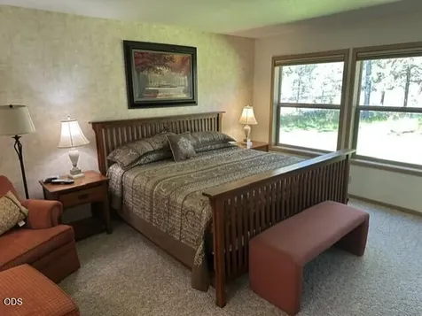 57377 Beaver Ridge Loop Sunriver OR 97707