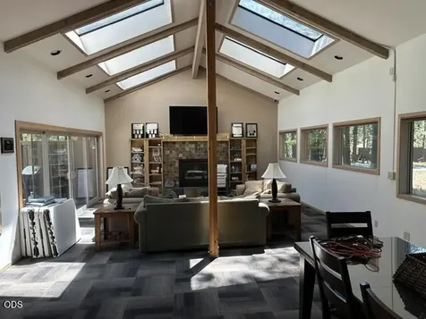 57377 Beaver Ridge Loop Sunriver OR 97707