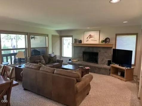 57377 Beaver Ridge Loop Sunriver OR 97707