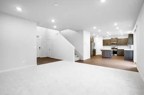 63126 NE Henningsen Place Bend OR 97701