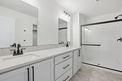 16645 Neil Lane La Pine OR 97739