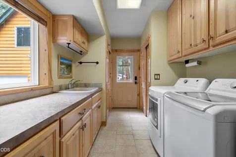 14879 Chuckwagon Court Sisters OR 97759
