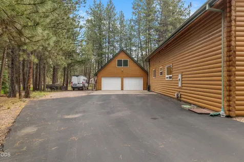 14879 Chuckwagon Court Sisters OR 97759