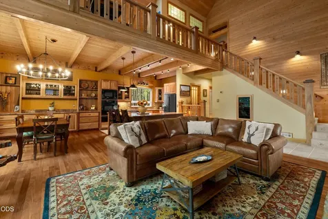 14879 Chuckwagon Court Sisters OR 97759
