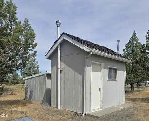 13578 SW Winchester Lane Culver OR 97734