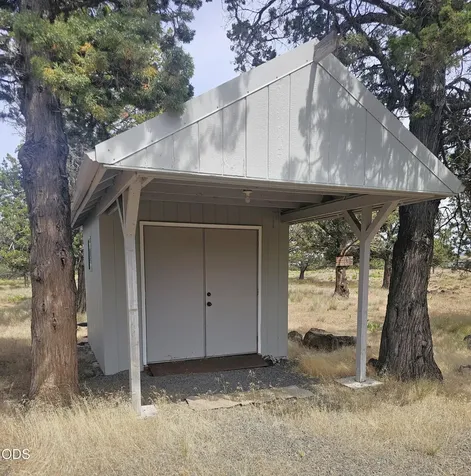 13578 SW Winchester Lane Culver OR 97734