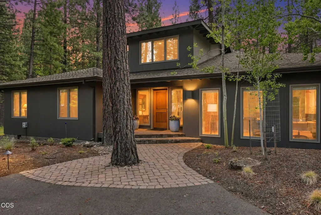70305 Arvensis Black Butte Ranch OR 97759