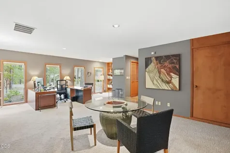 70305 Arvensis Black Butte Ranch OR 97759