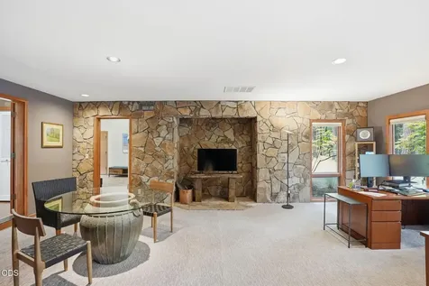 70305 Arvensis Black Butte Ranch OR 97759