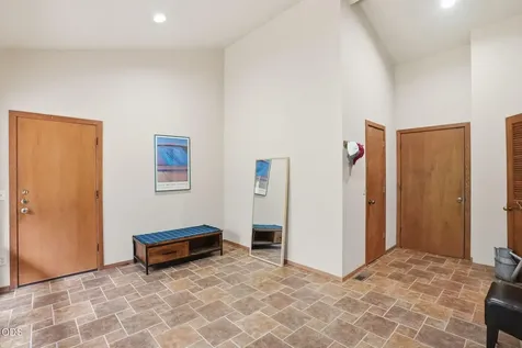 70305 Arvensis Black Butte Ranch OR 97759